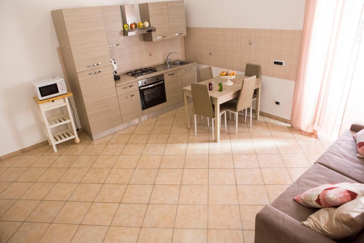 Airport House Apartman Nápoly Kültér fotó