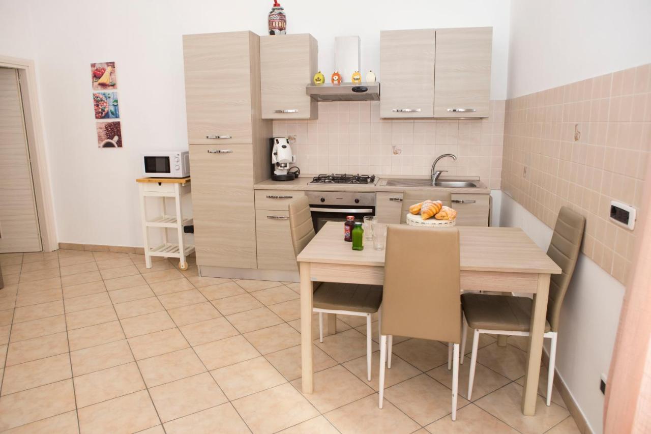 Airport House Apartman Nápoly Kültér fotó