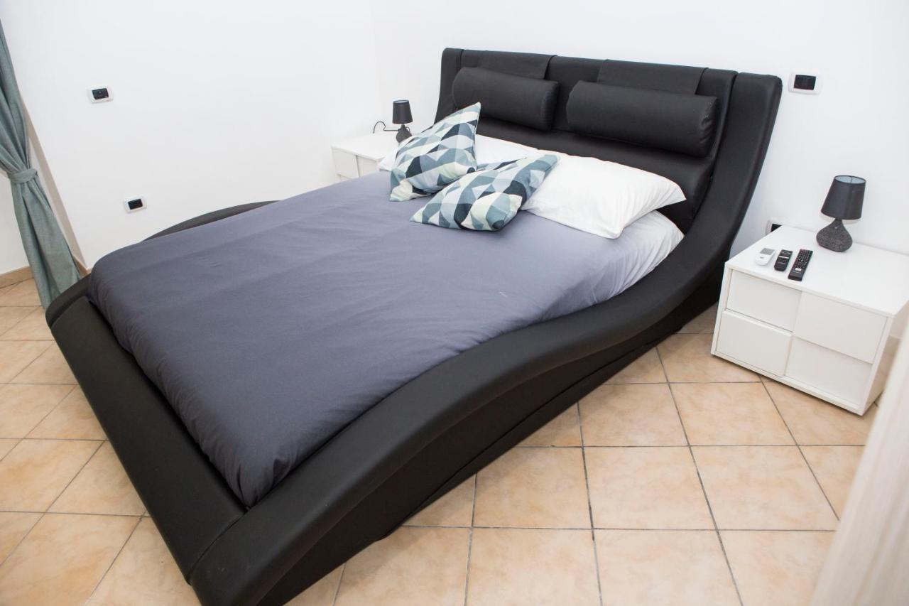 Airport House Apartman Nápoly Kültér fotó
